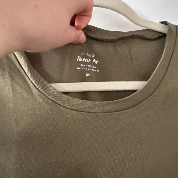 TWO JCrew Tshirts - Women's Medium - Perfect Fit - Green and Gray - Picture 4 of 5